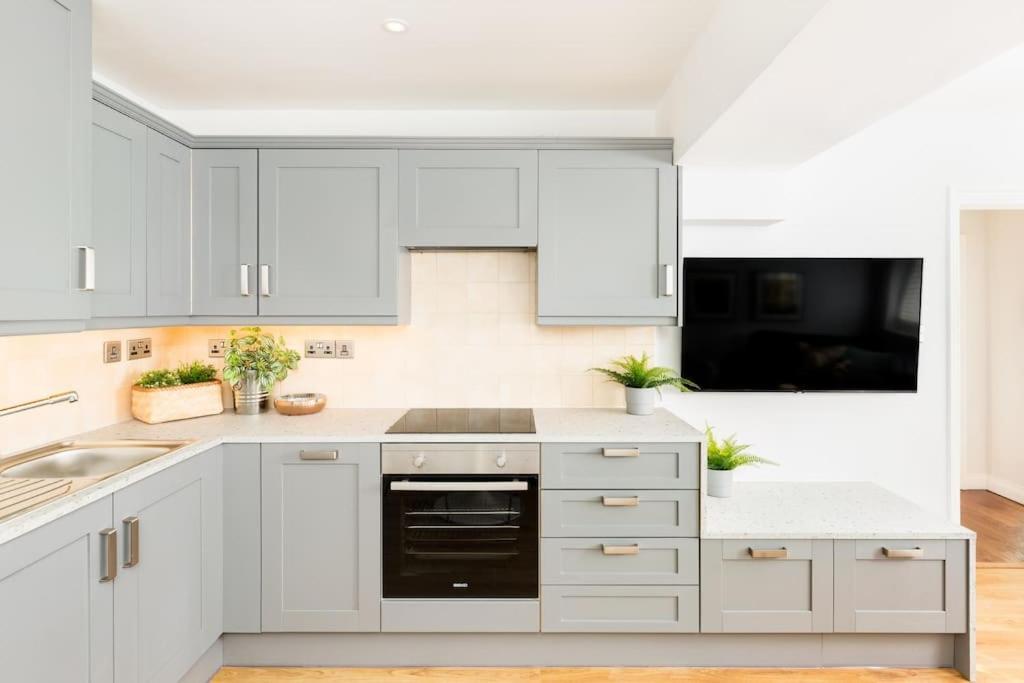 Fabulous Ground Floor Apartment. Great Malvern Exteriör bild