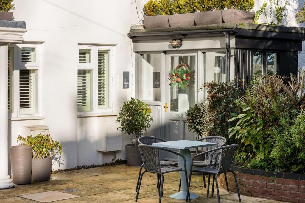 Fabulous Ground Floor Apartment. Great Malvern Exteriör bild