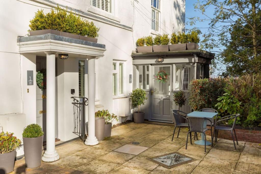Fabulous Ground Floor Apartment. Great Malvern Exteriör bild
